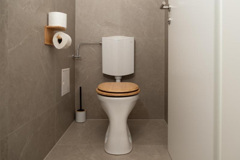 Wellness Altstadt Suite - Sauna Whirlpool & Free Parking by HERO HOMES Graz - image 9