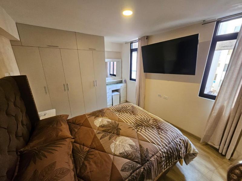 Departamento exclusivo en Cusco con jacuzzi privado y diseño moderno - image 16
