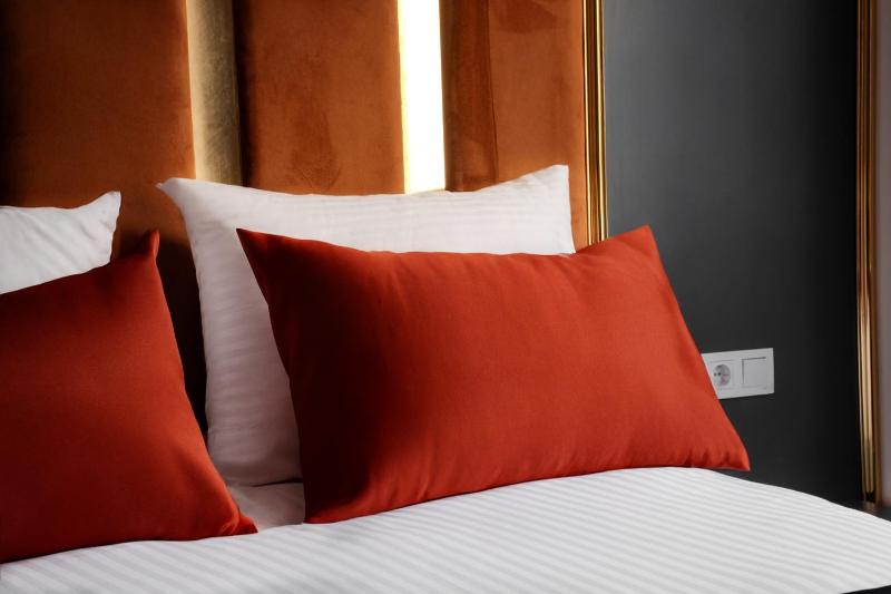 crown taksim hotel - image 8