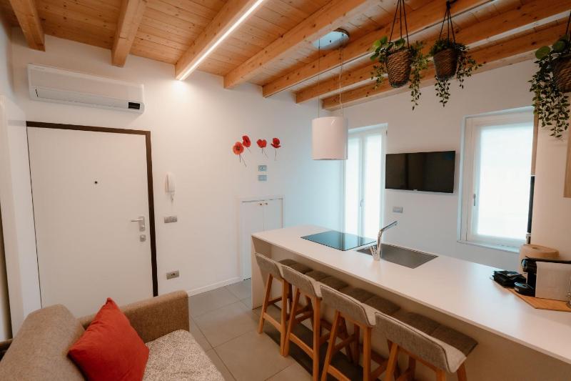 ComoLakeHouse - image 30