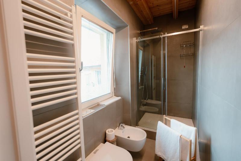 ComoLakeHouse - image 34