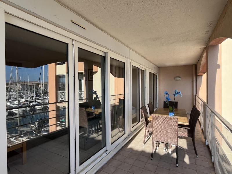 Cap Hermes 200 residence avec piscine et vue port - image 18