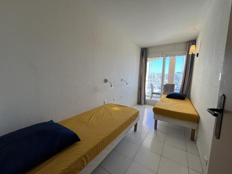 Cap Hermes 200 residence avec piscine et vue port - image 21