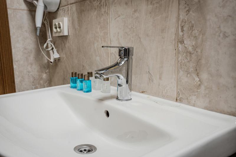 crown taksim hotel - image 14