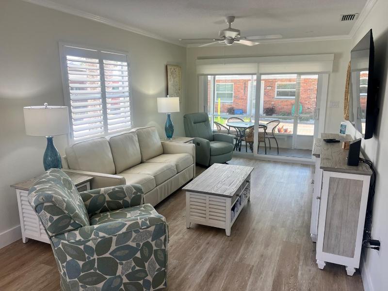 Villa 14 - Premium W&D - image 1