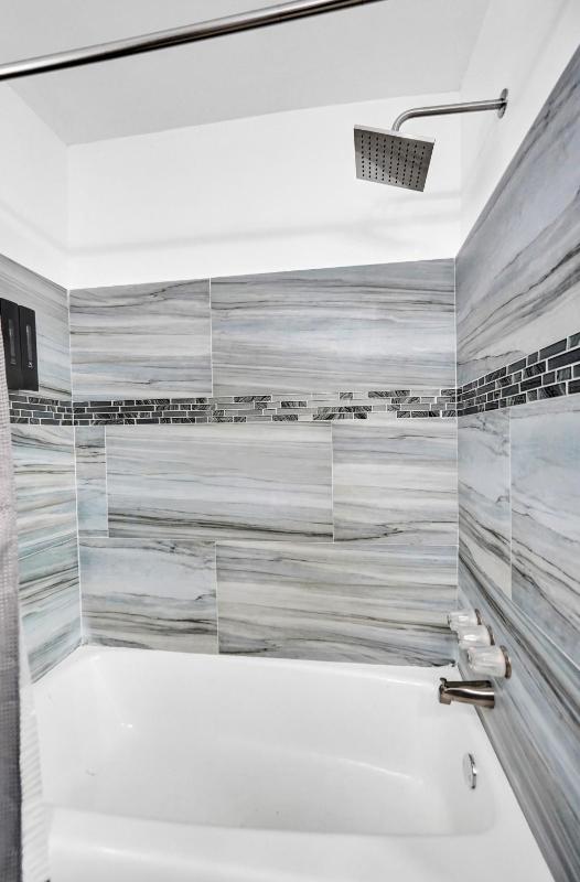Charming 3 bedroom getaway house in Hollywood - image 19