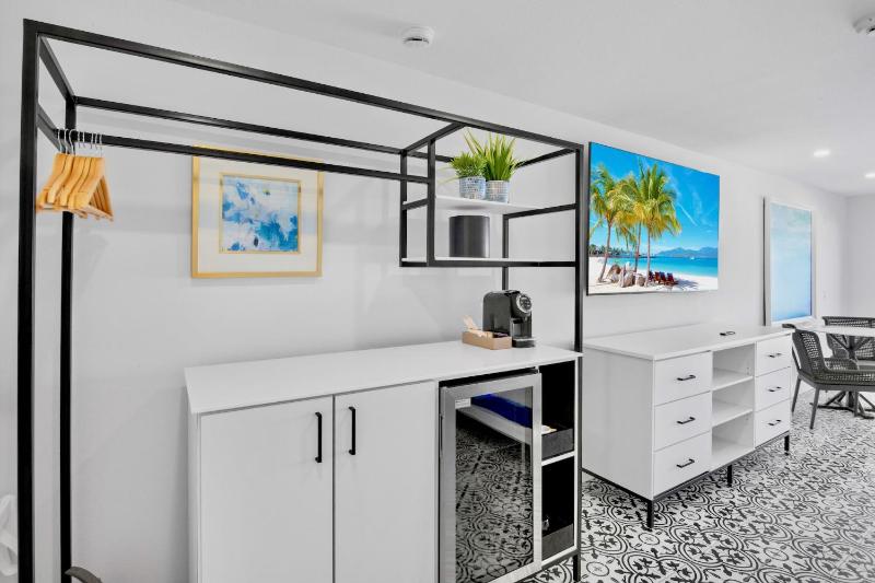 Seaside at Anna Maria Island Inn - image 4