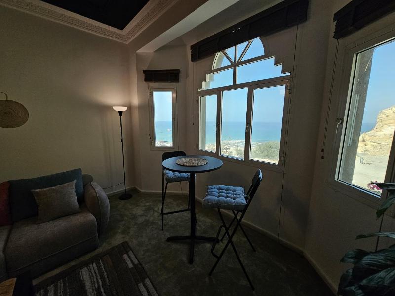 Oman beach house - image 8