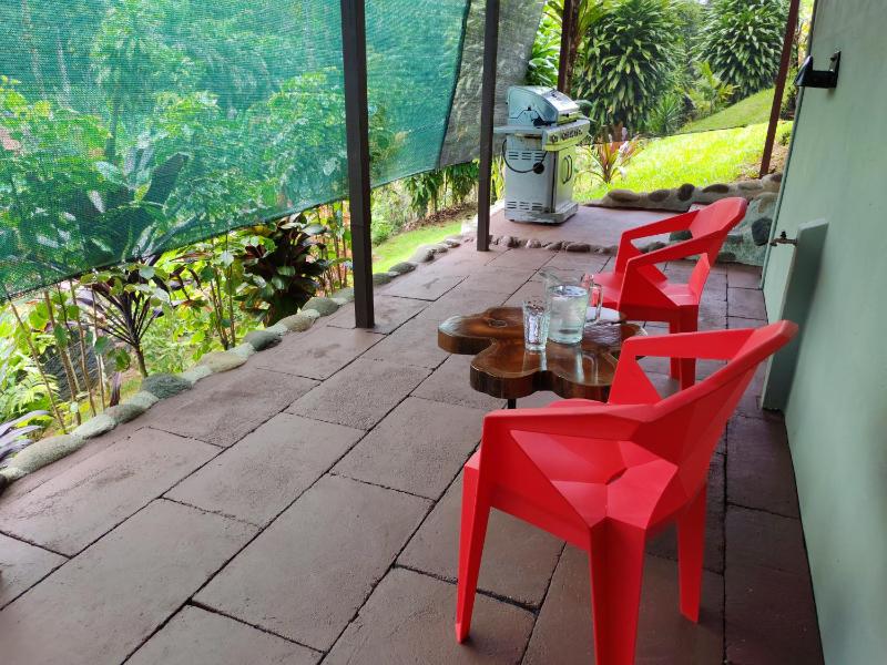 Charming Small House Near the beach & Waterfalls - image 9