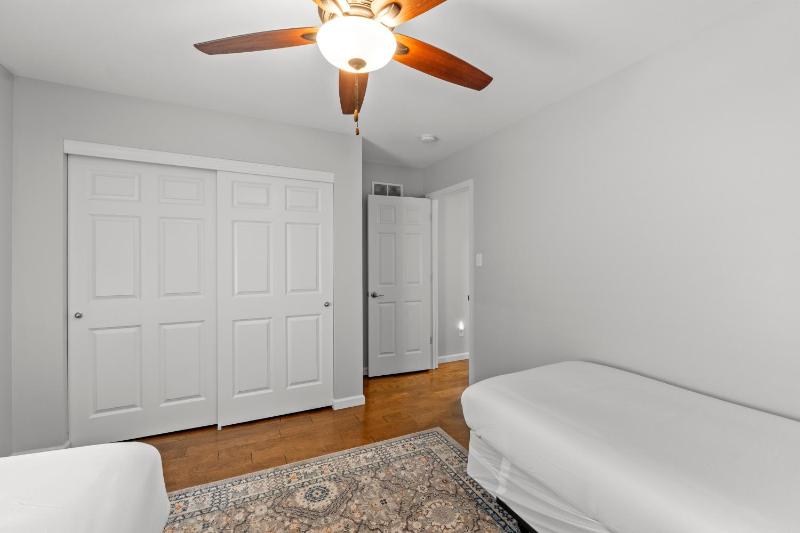 3229 Eads Ave - image 8