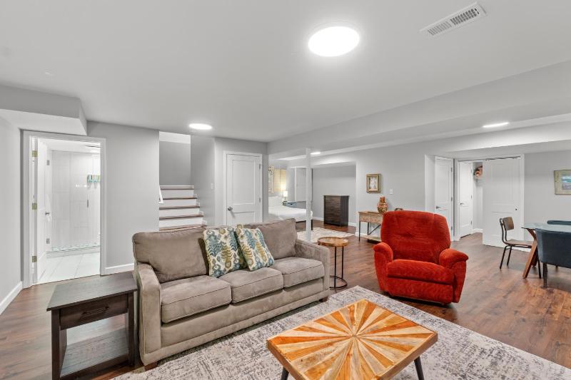 3229 Eads Ave - image 7