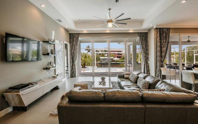 Villa Hideaway - image 11
