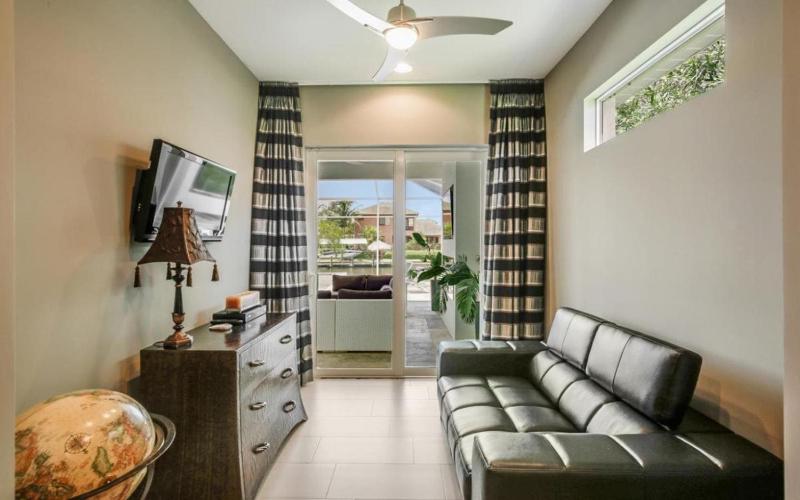 Villa Hideaway - image 2
