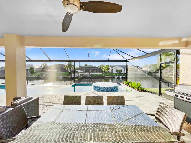Villa Royal Palm - image 2