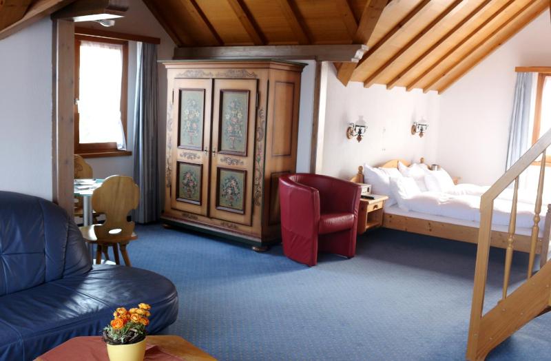 Standard Double Room image 2