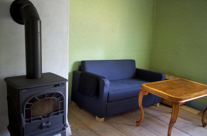Double Room with Shared Bathroom image 1