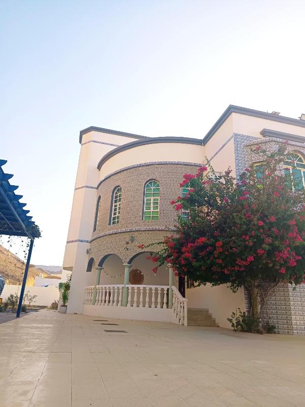 Oman beach house - image 2