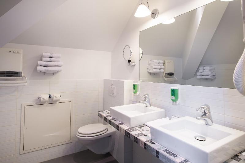 Triple Room image 4