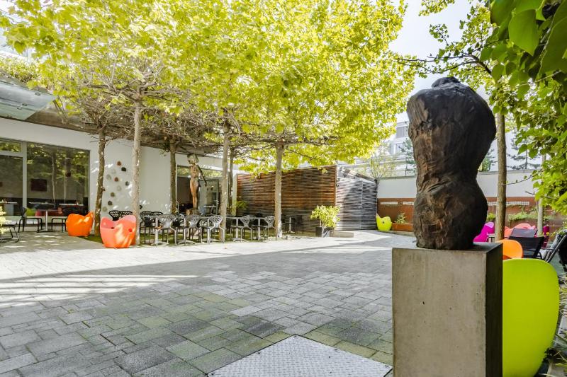 Art & Business Hotel - image 12