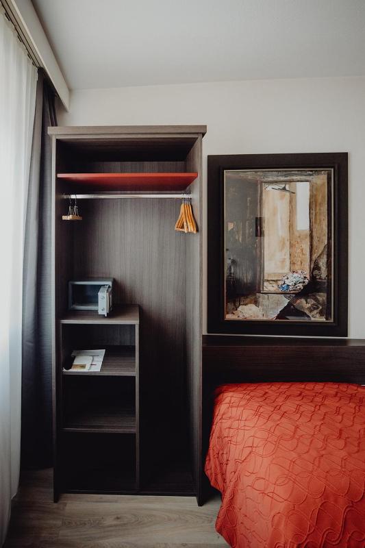Art & Business Hotel - image 9