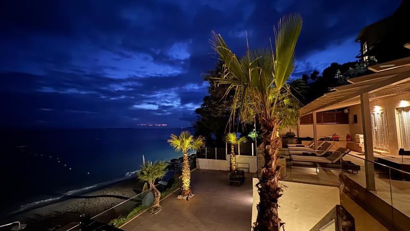 Infinity Beach House by KLV - image 2