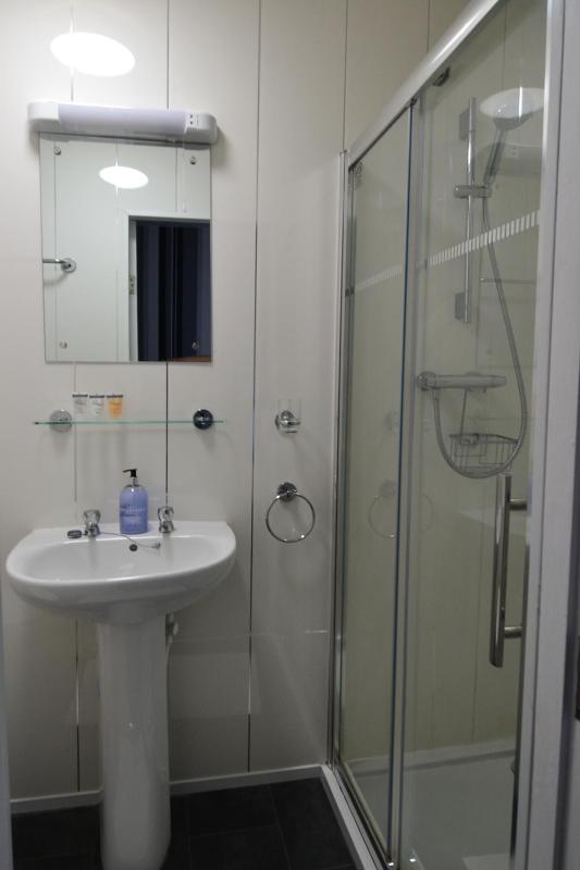 Hotel 33 - image 22