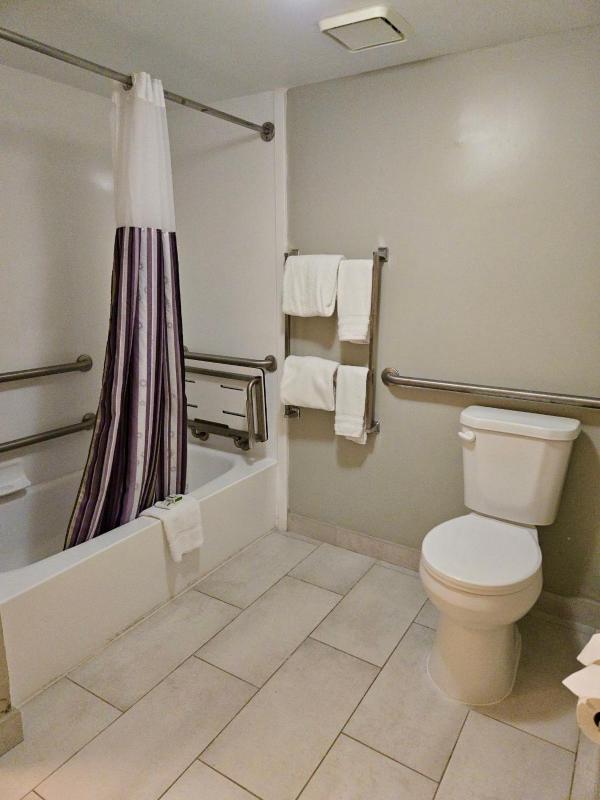 La Quinta Inn Tampa Airport Stadium Westshore - image 7