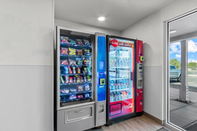 WoodSpring Suites Tucson Medical Center - image 2