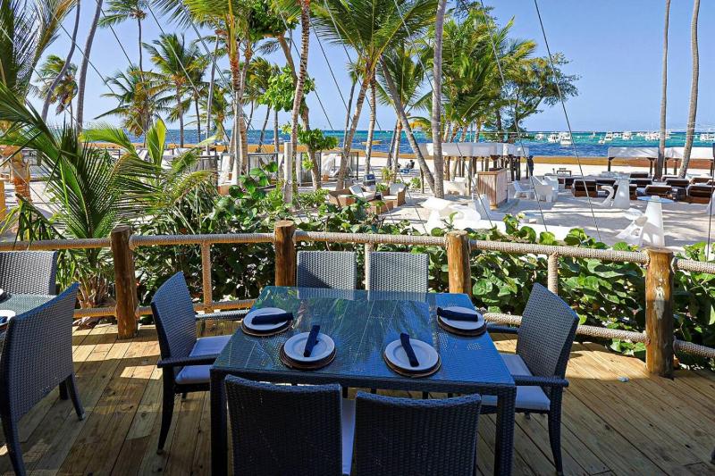 Elegant Cocotal 2BD Condo - image 19