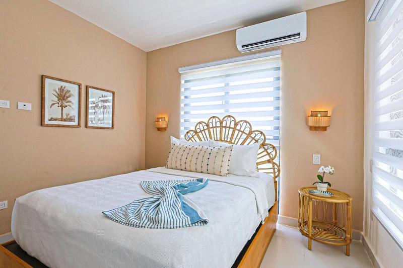 Elegant Cocotal 2BD Condo - image 14