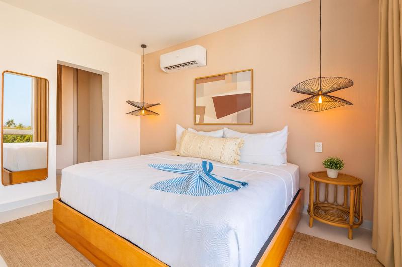 Elegant Cocotal 2BD Condo - image 26