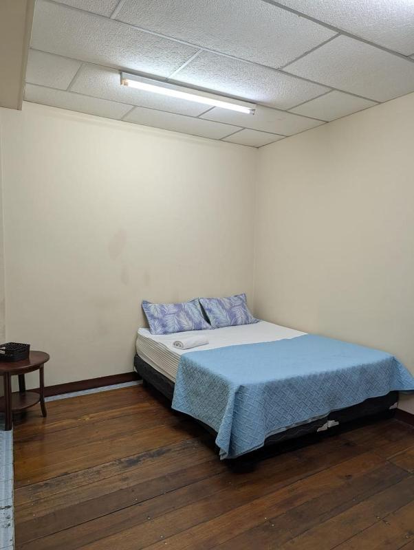 Suite Práctica de Dos Ambientes Cocina y Sofá Cama - image 5