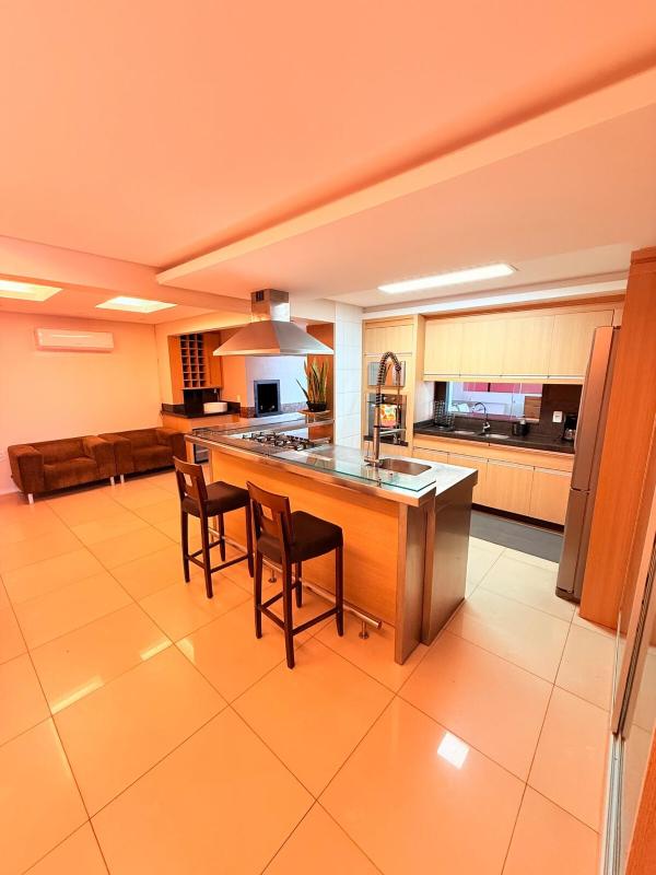 Penthouse na Av Atlântica with Sea Front and Spa - image 37