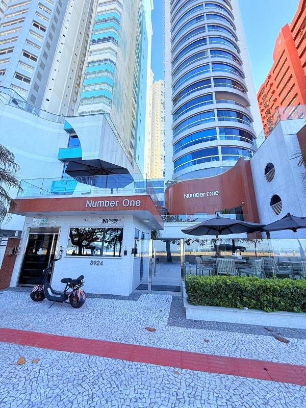 Penthouse na Av Atlântica with Sea Front and Spa - image 8