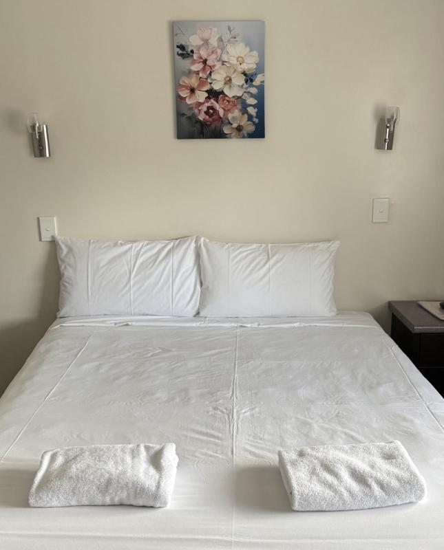 Devonwood Motel - image 13
