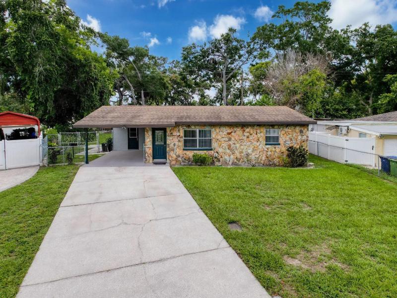 2737 Bel Aire Circle - image 33