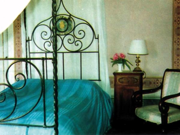 Classic Single Room image 3