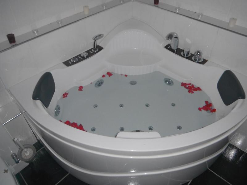 Executive Double Room image 2
