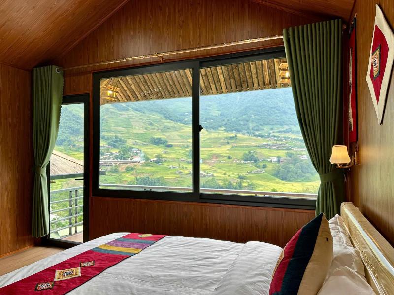 Tavan Chopai Homestay - image 39