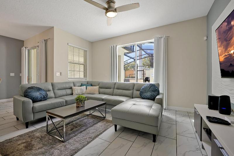 5017 WINDERMERE 4BED - image 14