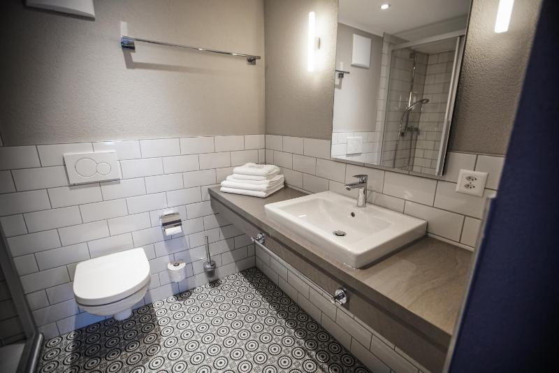 Deluxe Double Room image 2
