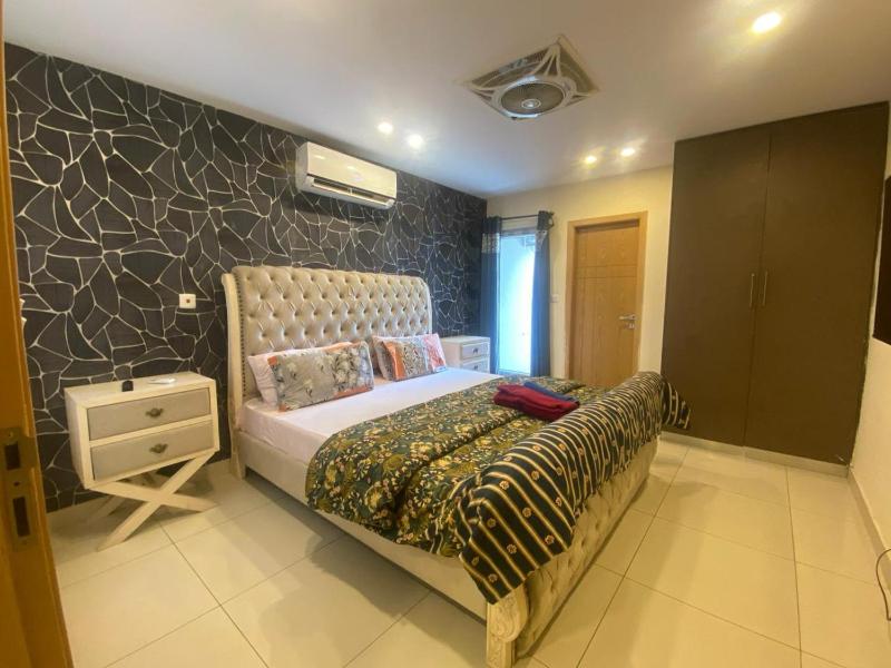 Hotel Gulberg Lodges MM Alam Road Gulberg Cavalry Lahore - image 2