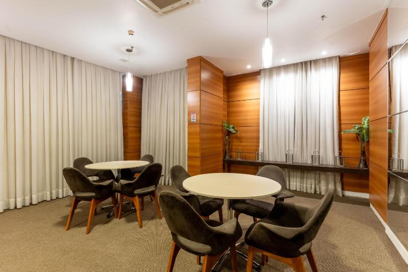 Vista Park Hplus Long Stay - image 13