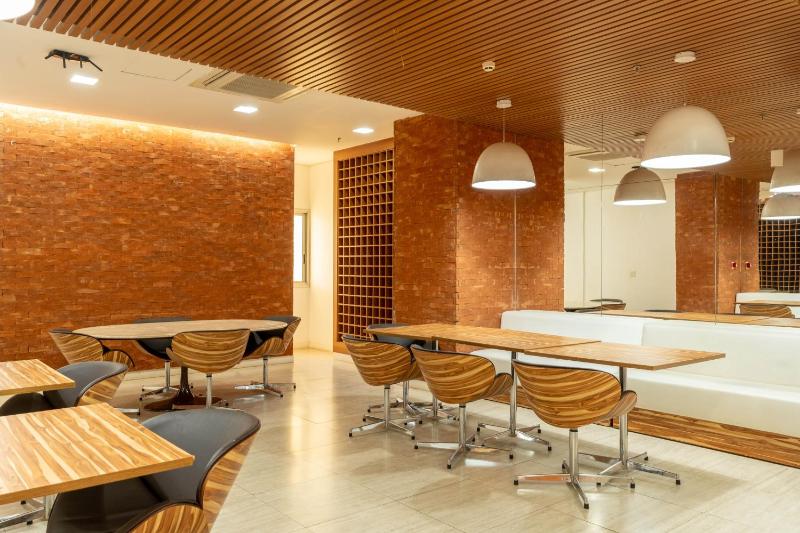 Vista Park Hplus Long Stay - image 8