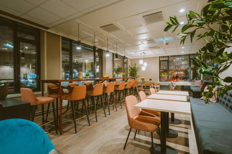 Quality Hotel Grand Tromsø - image 33