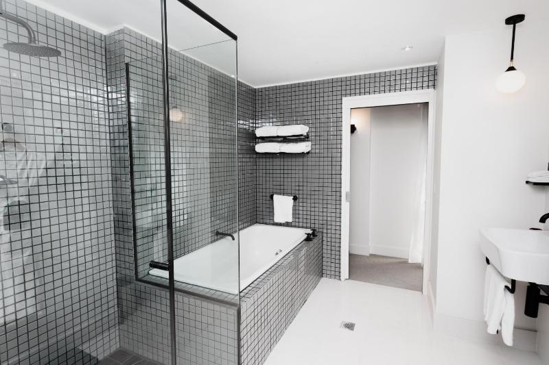 Cityvoo - Luxury King Room image 3