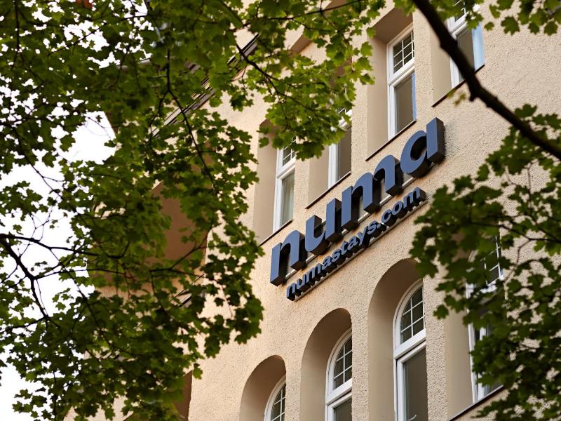 Numa Berlin Novela - image 2