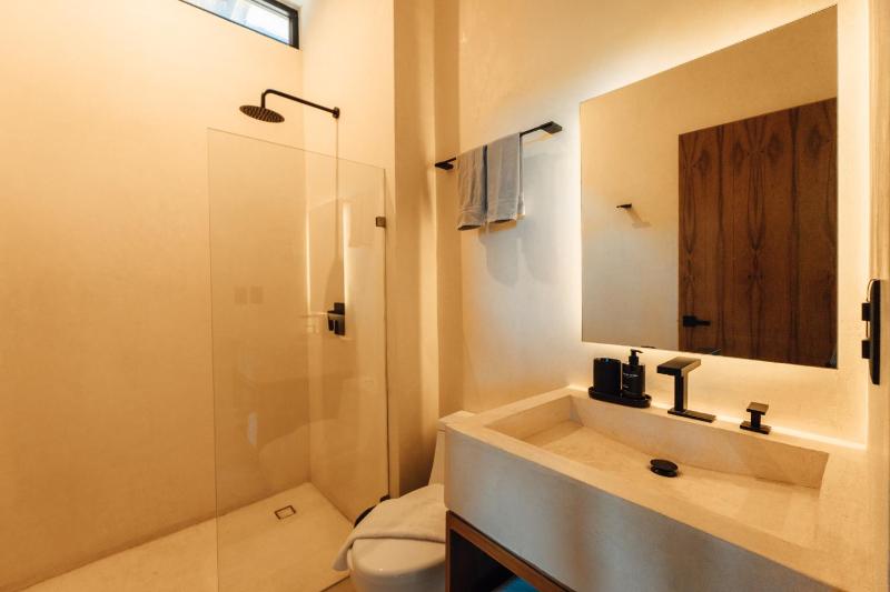 Kinich Nah - 2 BR Penthouse Rooftop and Pool Amazing Jungle View - image 12