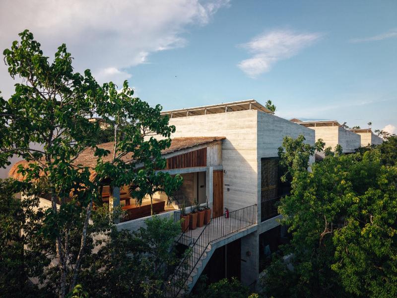 Kinich Nah - 2 BR Penthouse Rooftop and Pool Amazing Jungle View - image 7