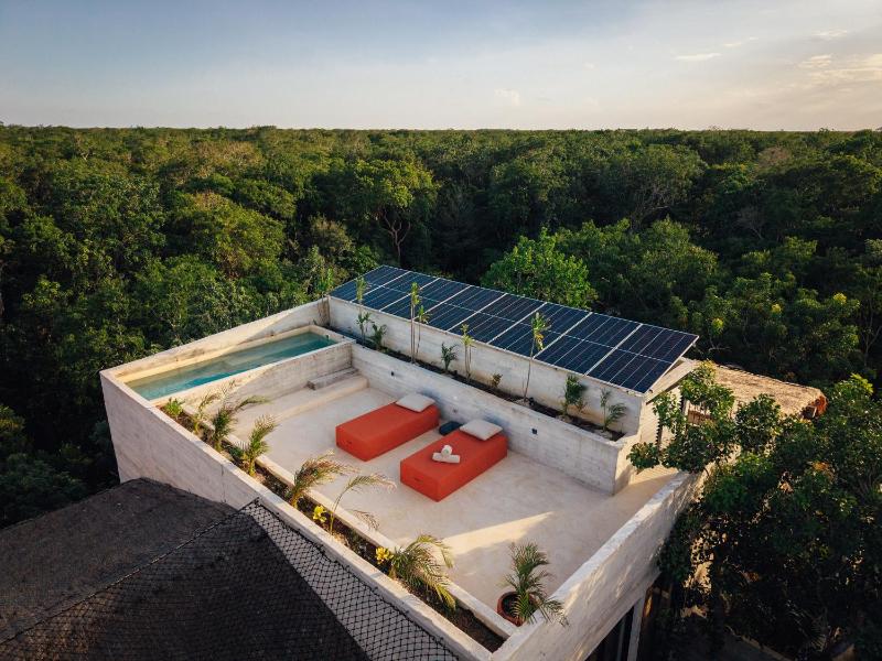 Kinich Nah - 2 BR Penthouse Rooftop and Pool Amazing Jungle View - image 14